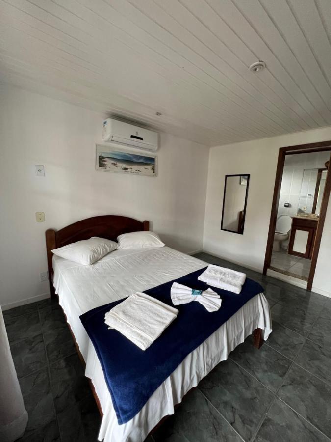 Tortuguita Ossos - Suites Армасан-душ-Бузіус Екстер'єр фото